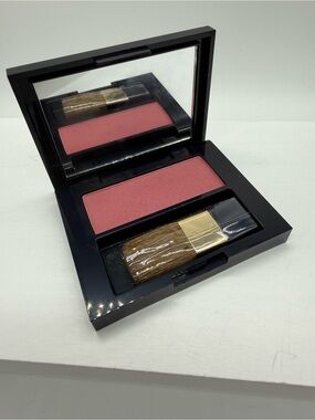 ESTEE LAUDER Pure Color Blush 02 Pink Kiss SATIN Colour & Brush Palette  NEW
